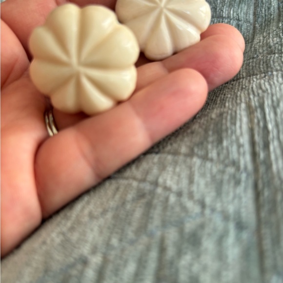 Decorative Knobs - Picture 3 of 3